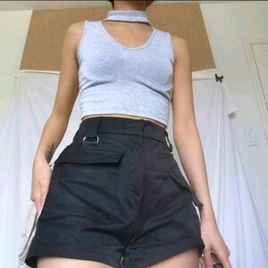 🎈Small Cropped choker top